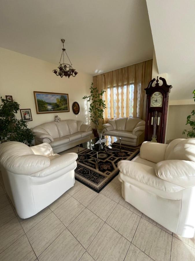 Апартаменты Vila Briart Дуррес Экстерьер фото