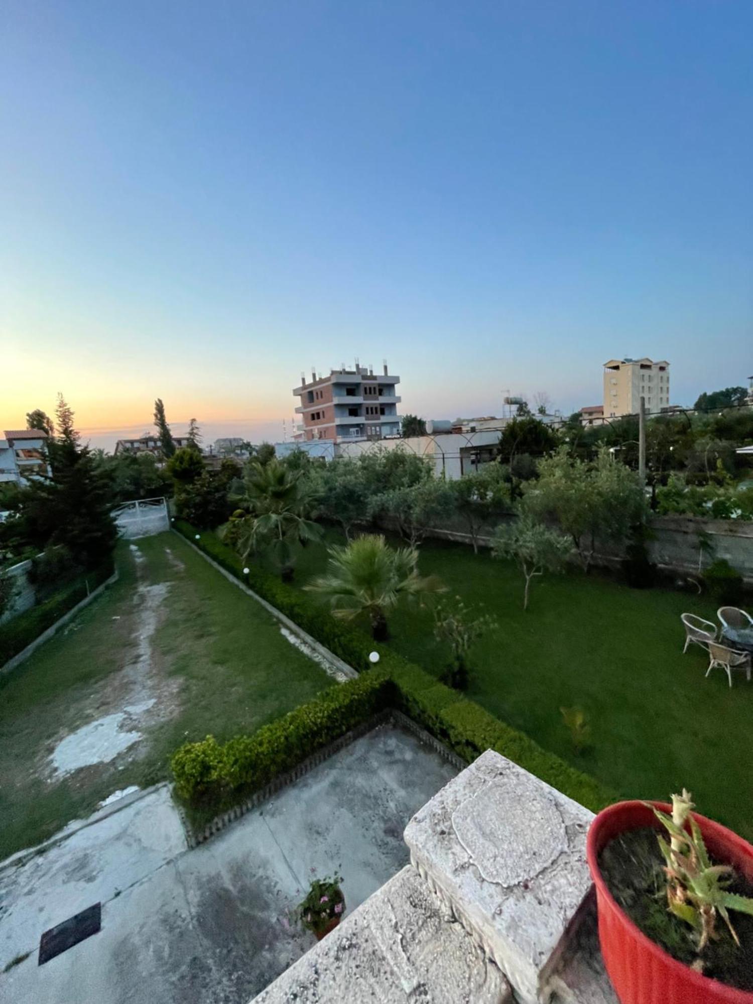 Апартаменты Vila Briart Дуррес Экстерьер фото